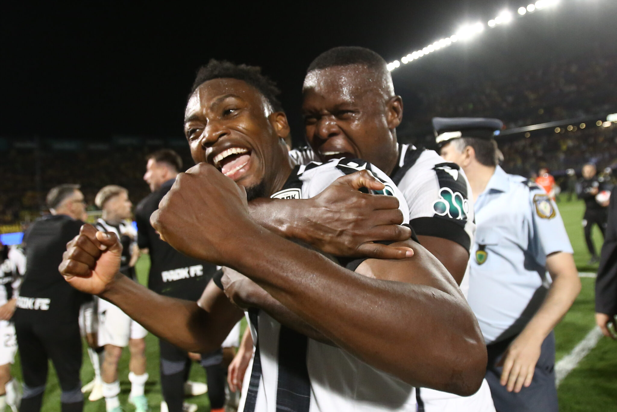 Η «Χρυσή Βίβλος» της Super League: Τέταρτο πρωτάθλημα για τον ΠΑΟΚ