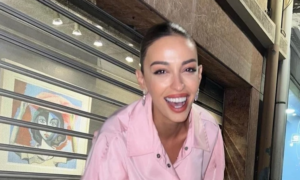 Ελένη Φουρέιρα: Ξεκαθαρίζει για το μαντήλι της χορογραφίας