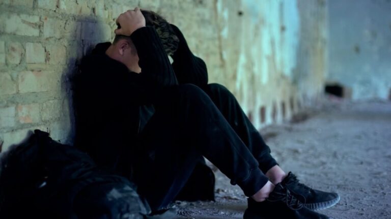 Νονός βίαζε το βαφτιστήρι του επί τρία χρόνια στο Ηράκλειο