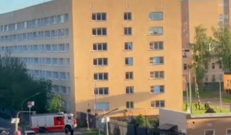 ΒΙΝΤΕΟ: Έκρηξη με τραυματίες σε στρατιωτική ακαδημία της Αγίας Πετρούπολης