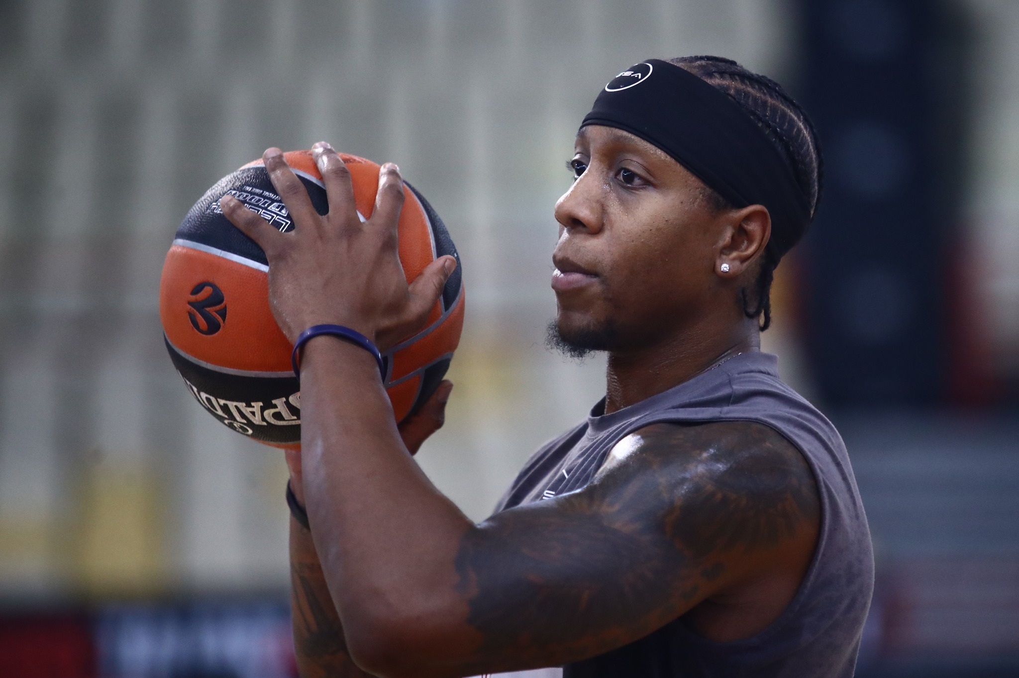 Επίσημο: Στον Ερυθρό Αστέρα για δύο χρόνια ο Κάνααν