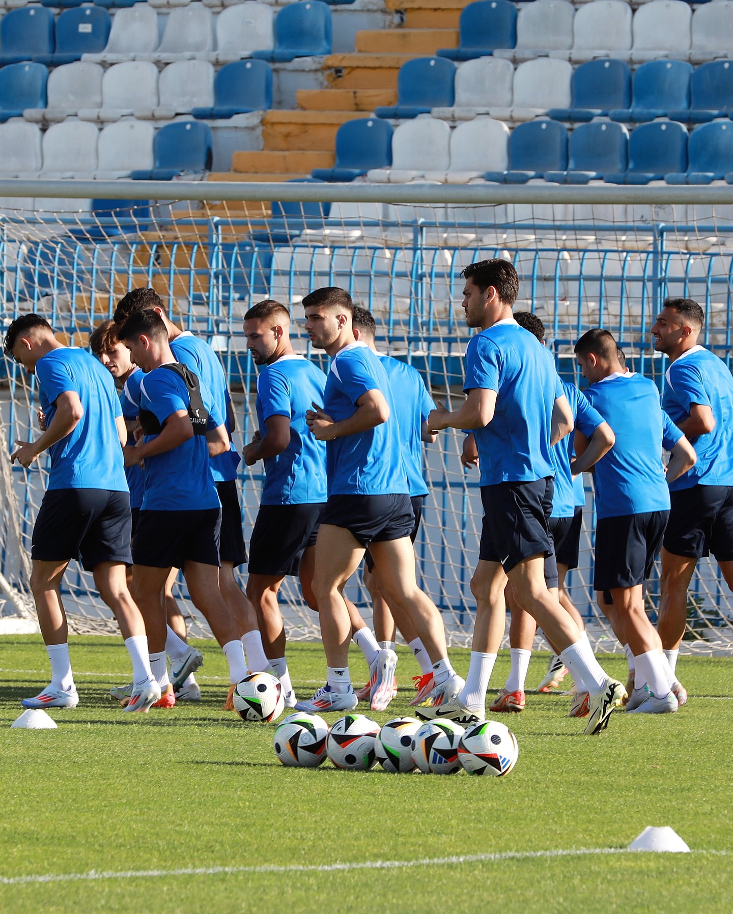 Χαμόγελα και φατούρο στους πρωτάρηδες της Εθνικής Ελλάδας