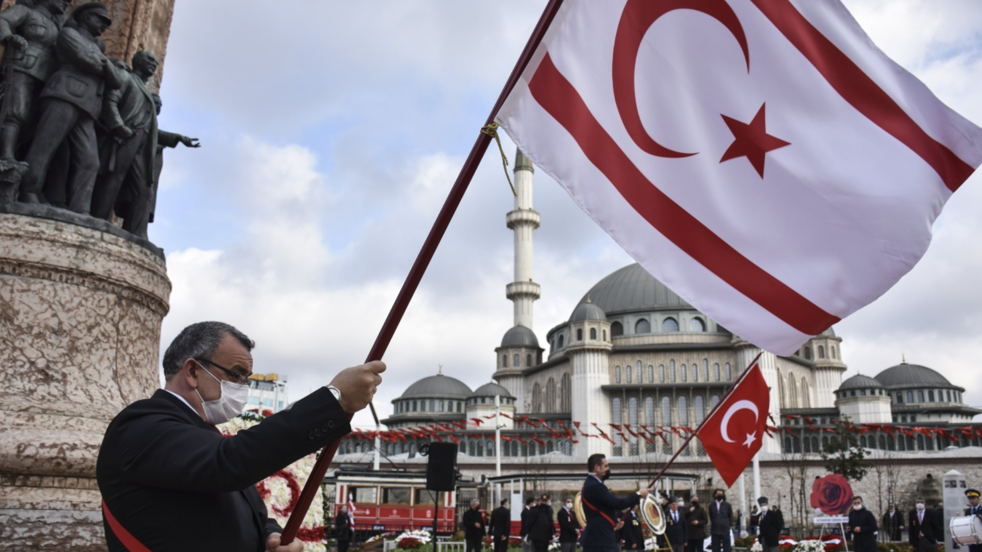 Στα κατεχόμενα οι Τούρκοι υπουργοί Εμπορίου και Εργασίας