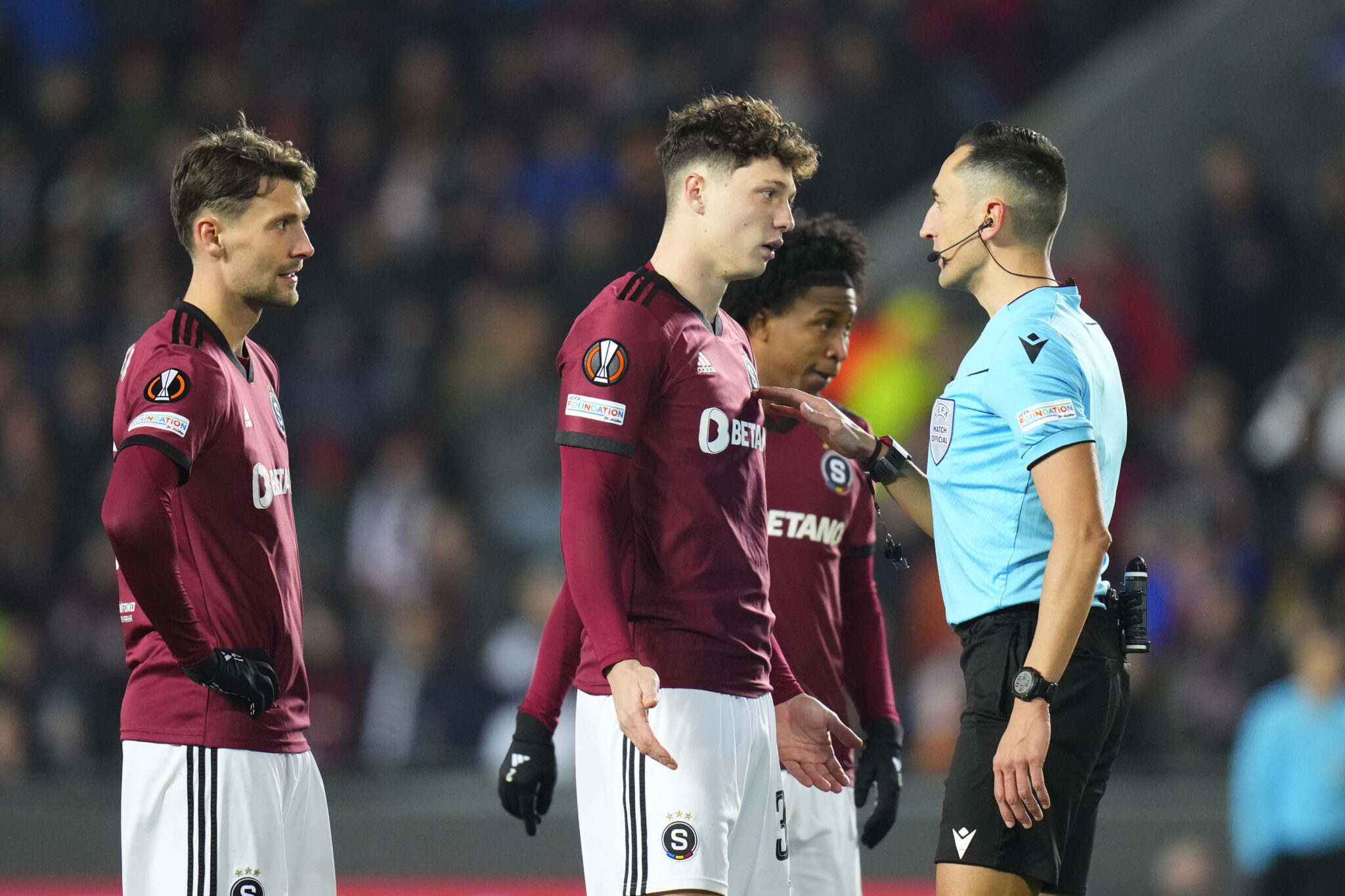 Έκλεισε την πρώτη της μεταγραφή ενόψει της σεζόν με Champions League η Τζιρόνα