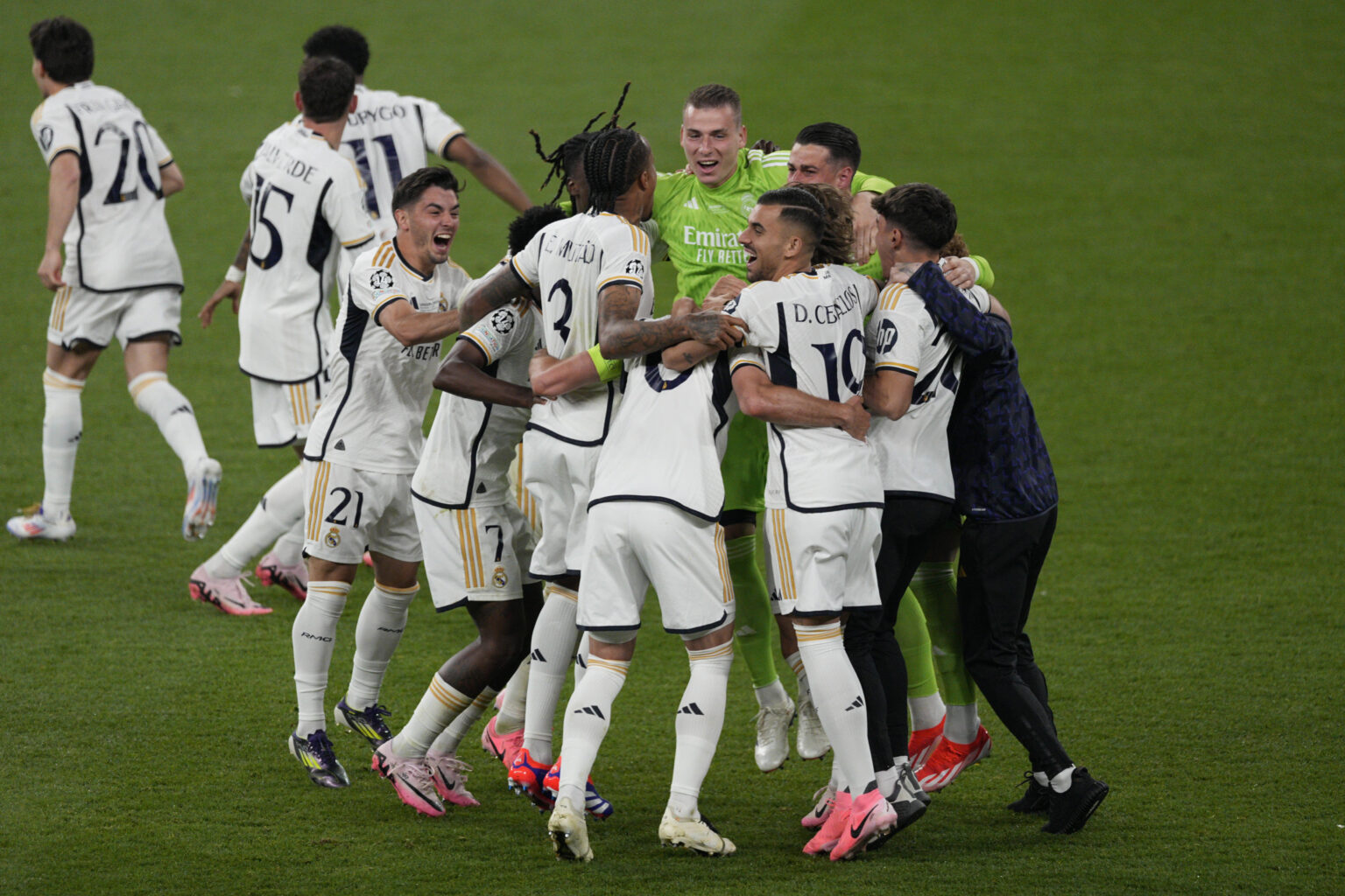 Η «Χρυσή Βίβλος» του Champions League: Υπερδιπλάσια τρόπαια η Ρεάλ από τον 2ο