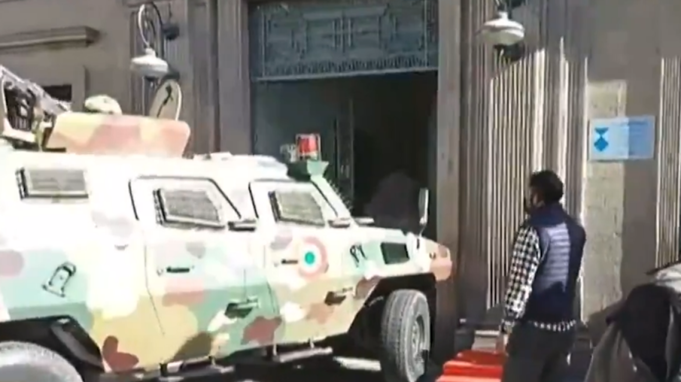 ΒΙΝΤΕΟ: Απόπειρα πραξικοπήματος στη Βολιβία, εισβολή στο προεδρικό μέγαρο