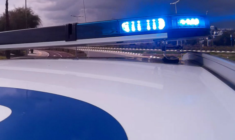 Μεθυσμένος έβαλε φωτιά σε ιδιοκτησία Τ/κ, επιτέθηκε σε αστυνομικό και απέδρασε