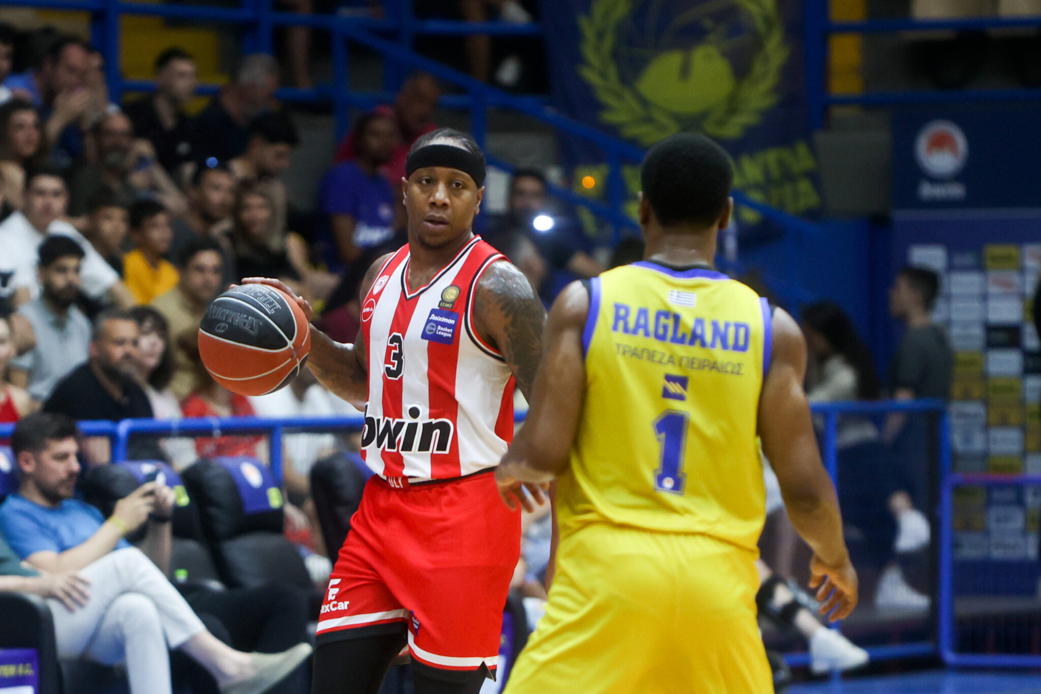 «Στεγνό καθάρισμα» του Ολυμπιακού στο Περιστέρι και τώρα τελικοί