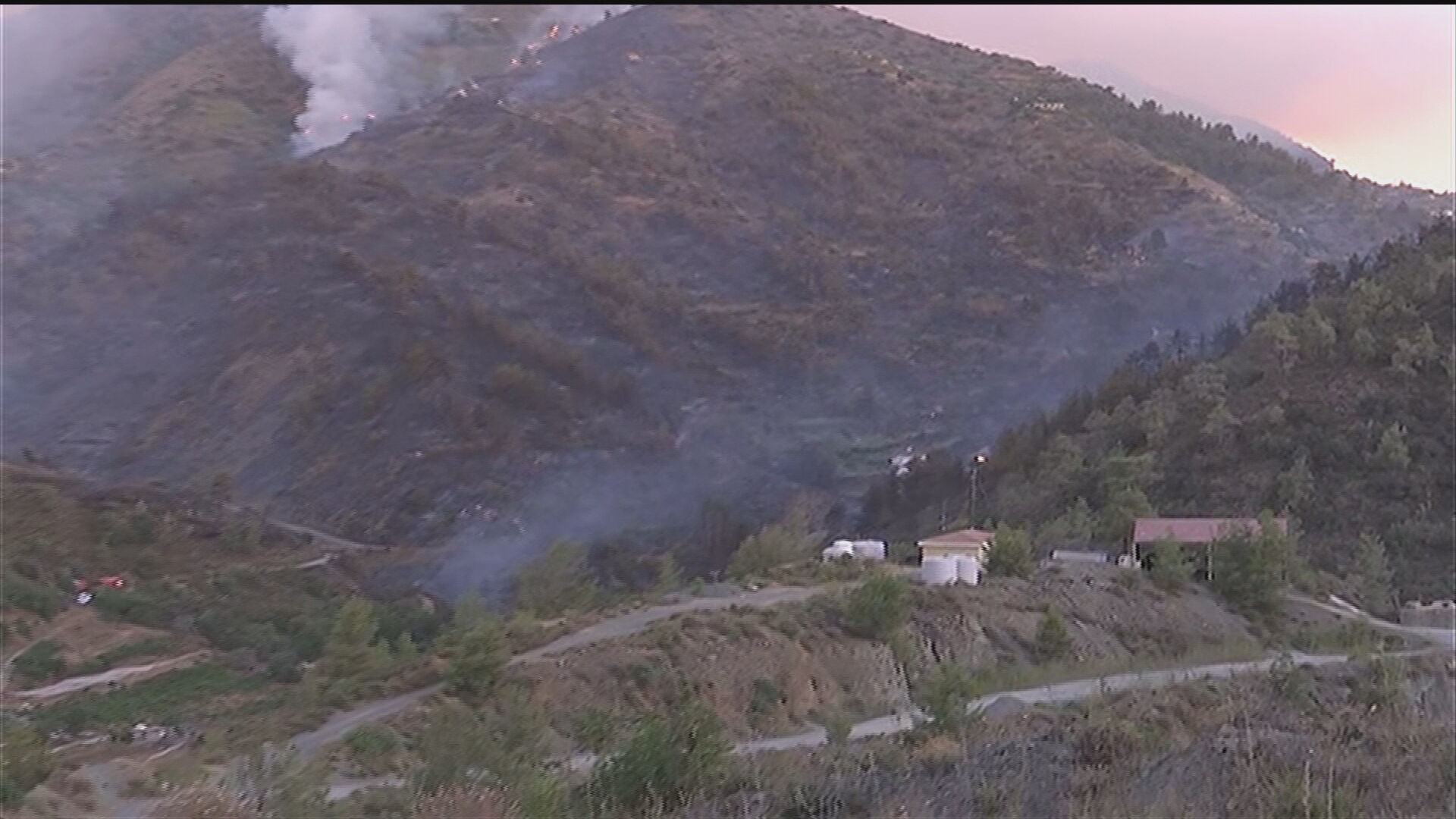 Καταγγέλλει ολιγωρία ο κοινοτάρχης Φαρμακά: «Έκανε μια ώρα να έρθει πτητικό»