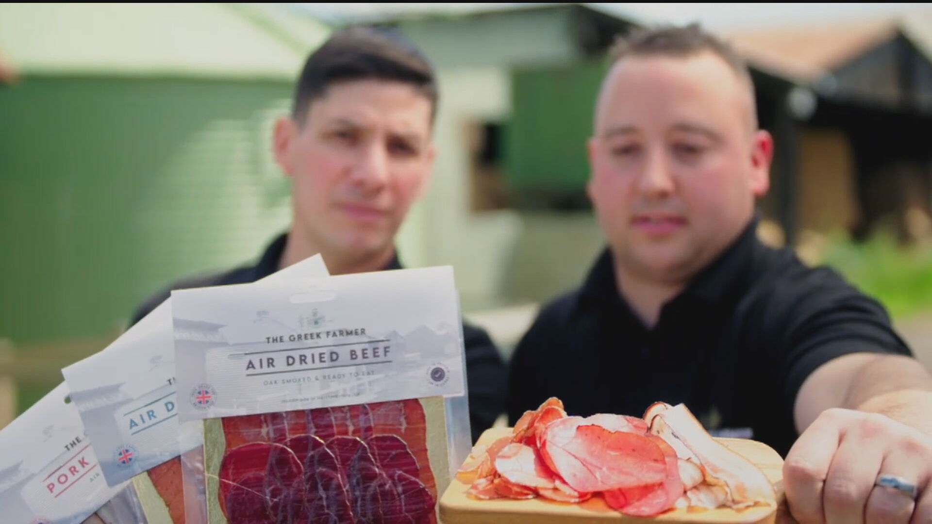 Ο Greek Farmer φτιάχνει αλλαντικά στη Μεγάλη Βρετανία με γεύσεις από την Κύπρο
