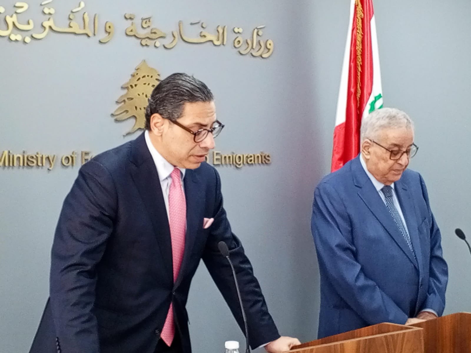 Επικοινωνία Κόμπου με τον ΥΠΕΞ του Λιβάνου, επαναβεβαίωσαν τις εξαίρετες σχέσεις