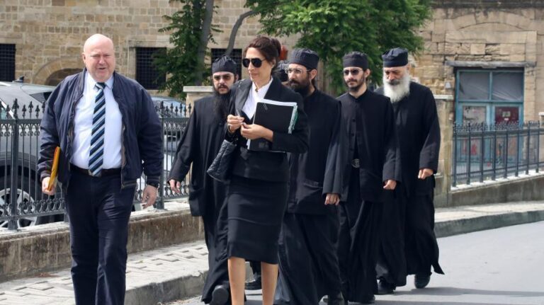 Ιερά Σύνοδος: Έμεινε στα οικονομικά, εκτός ατζέντας οι Αββακούμ (ΒΙΝΤΕΟ)