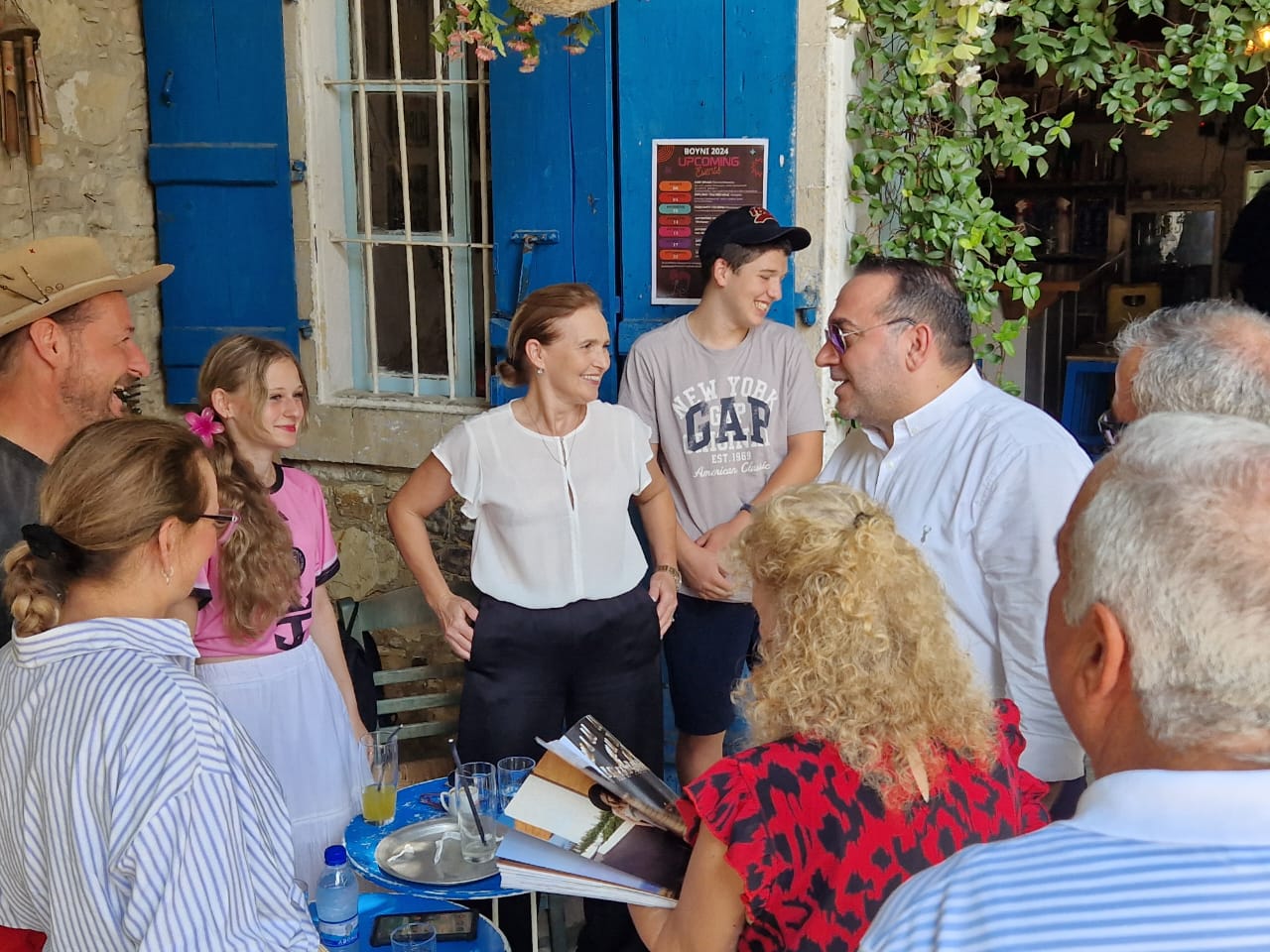 Καθήκον μας η ανάδειξη της κουμανδαρίας