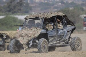 Εντυπωσιακές εικόνες από την επίδειξη επιχειρησιακών δυνατοτήτων της Ε.Φ.