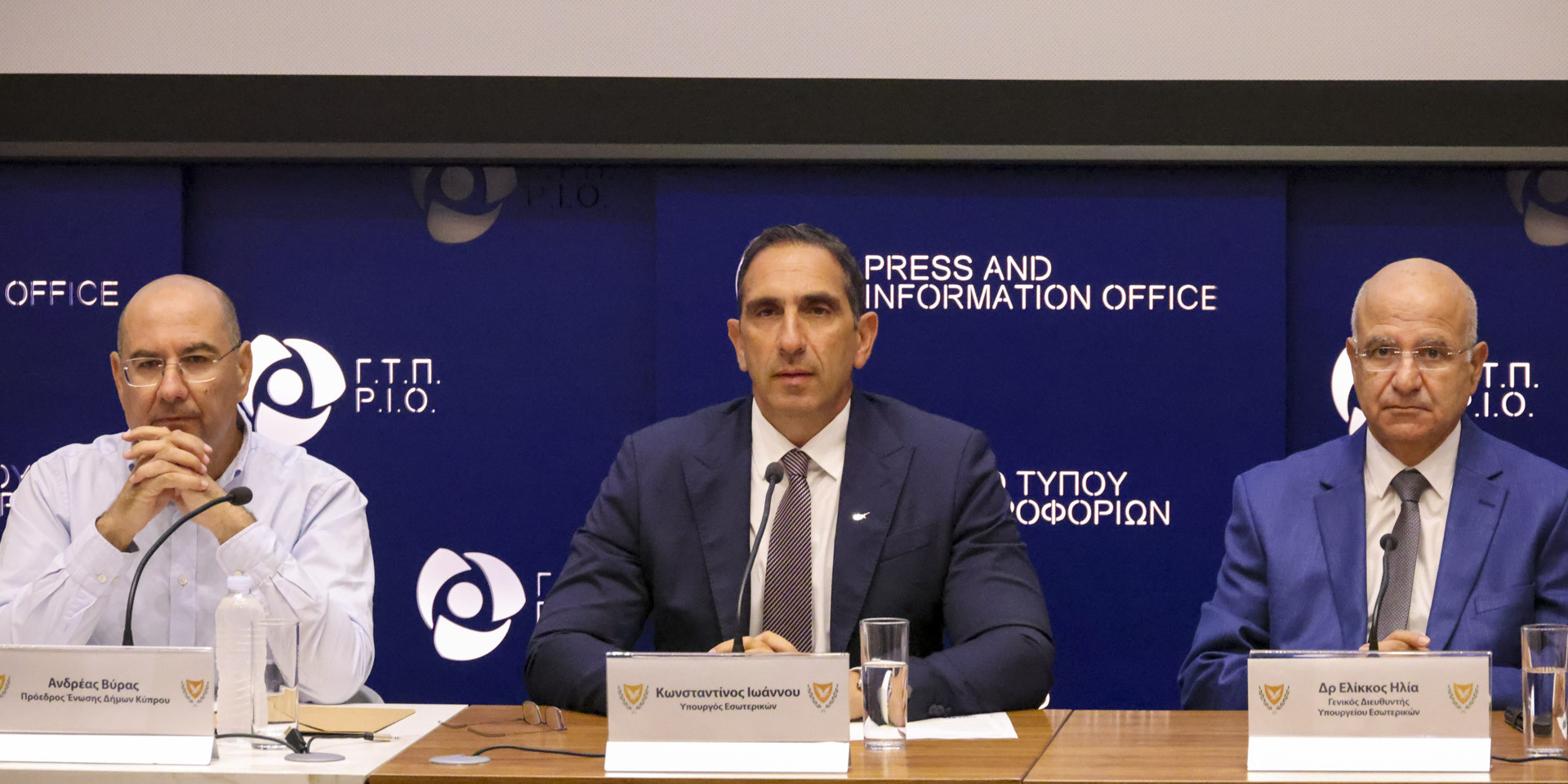 Αναμένει «δυσκολίες» ο Ιωάννου τους πρώτους μήνες των ΕΟΑ, πάει περιοδεία ο ΠτΔ