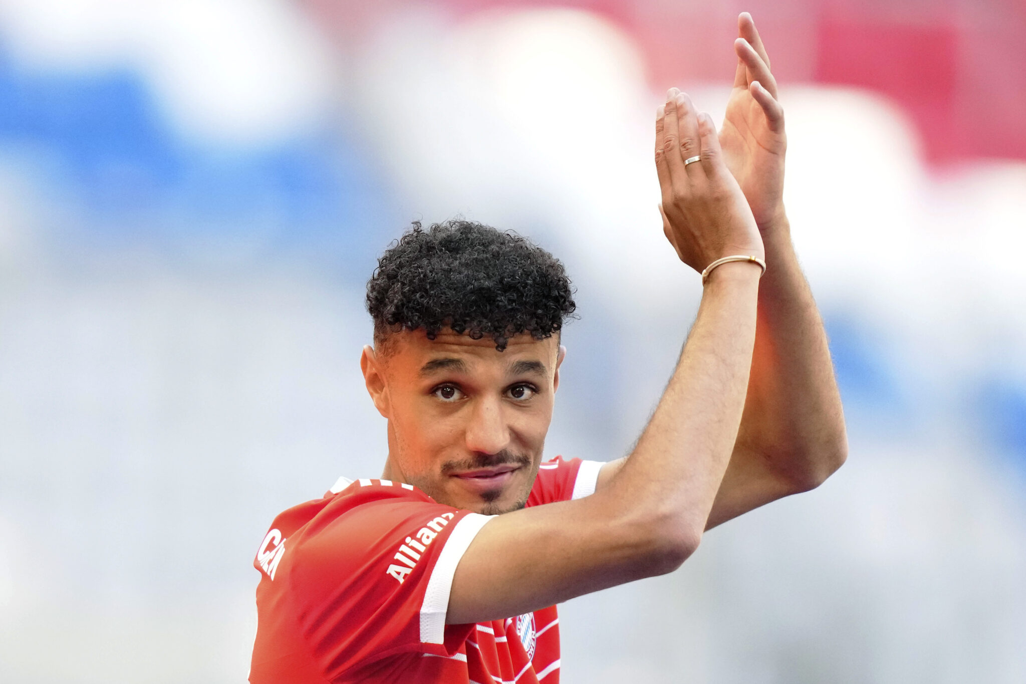 Πλησιάζει στην Γιουνάιτεντ ο Μαζράουι