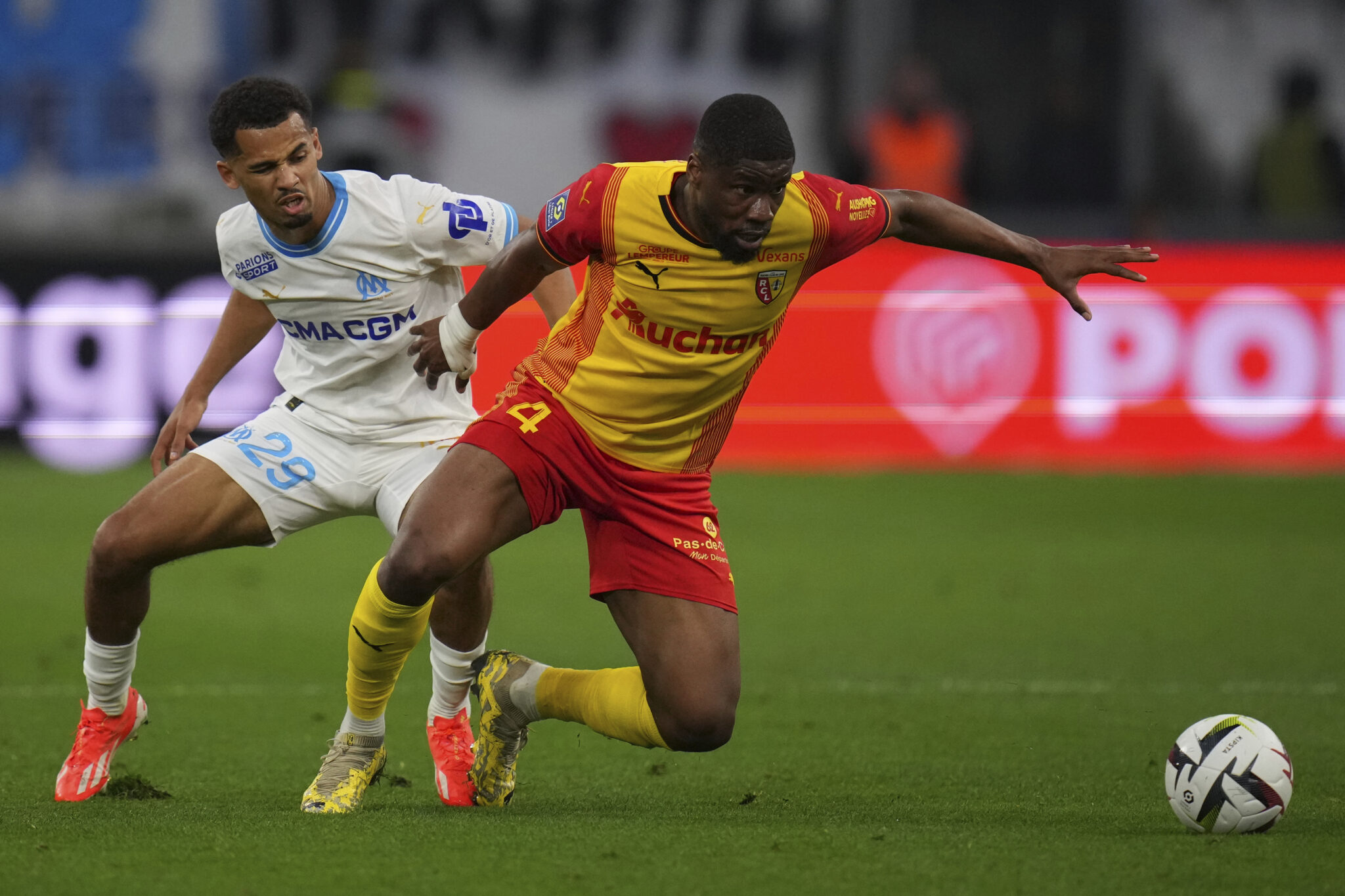 Απέκτησε για πέντε χρόνια τον Εντιαγιέ από τη Μαρσέιγ η Έβερτον