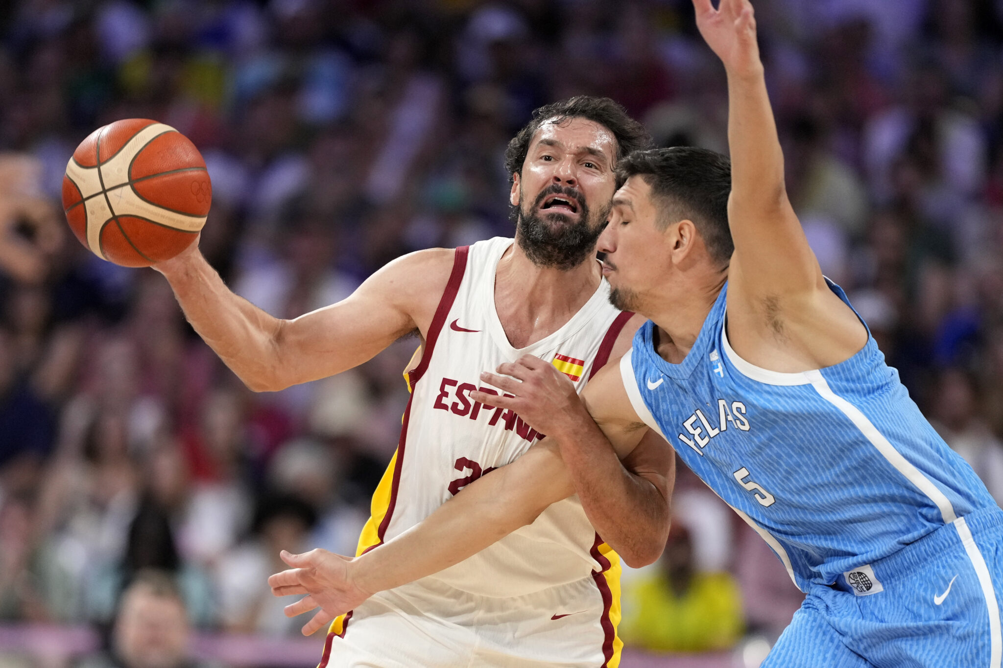 Λύγισε απ’ τον κακό της δαίμονα η Ελλάδα και βρίσκεται στα… σχοινιά