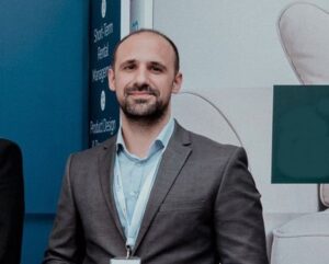 Βραχυχρόνιες μισθώσεις: Η πηγή του κακού ή το εύκολο θύμα;