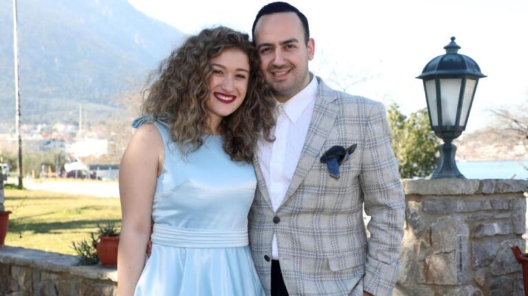 Μαυρίκιος-Ιλάειρα: Έγιναν γονείς-Η πρώτη φωτογραφία μέσα από το μαιευτήριο