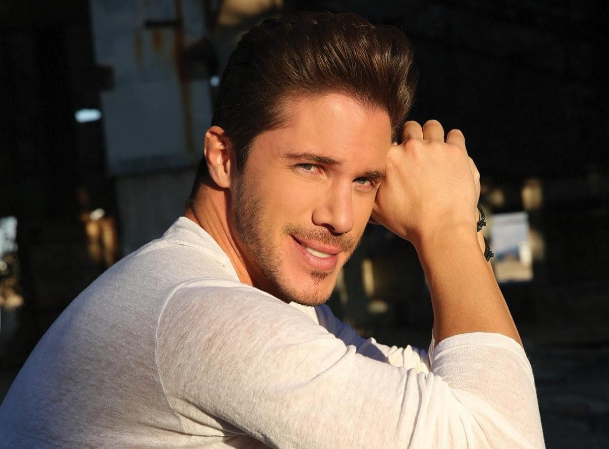 Νίκος Οικονομόπουλος: Το υπερπολυτελές ξενοδοχείο που άνοιξε στη Μύκονο