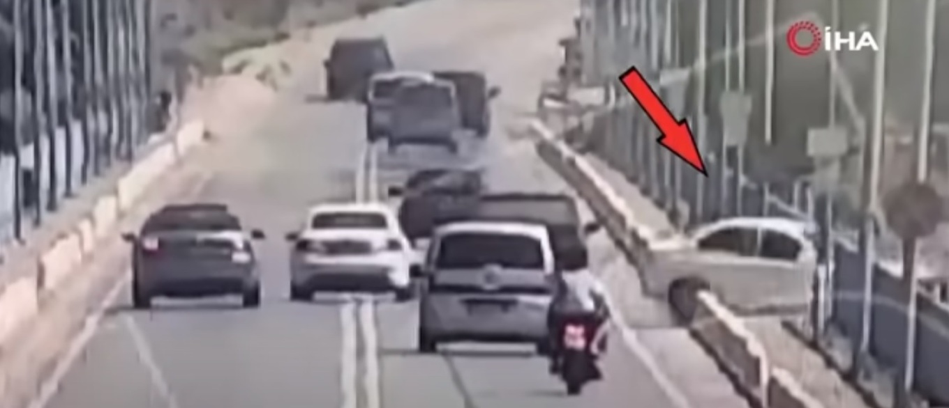 Τουρκία: Ξεκληρίστηκε οικογένεια όταν το αυτοκίνητό τους έπεσε από γέφυρα