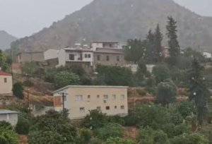 ΒΙΝΤΕΟ: Καλοκαιρινό μπουρίνι στα ορεινά, σε ισχύ η κίτρινη προειδοποίηση