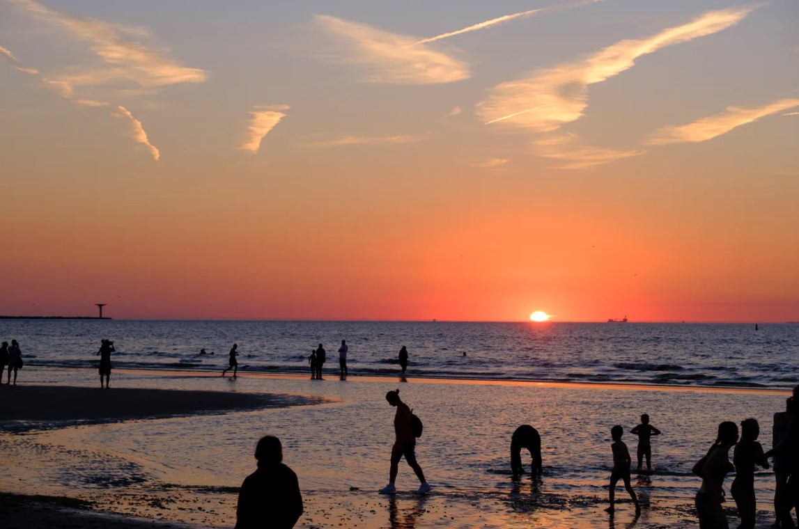 Καμίνι πάνω στο καμίνι, διπλή κίτρινη προειδοποίηση από μετεωρολογική