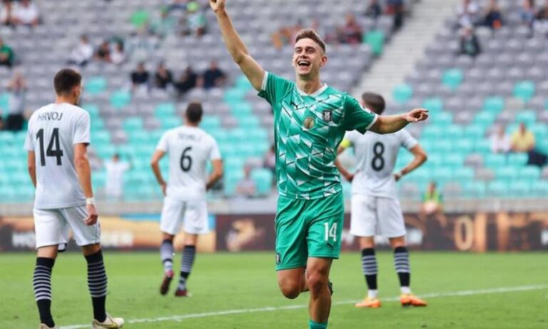 «Ενδιαφέρον της ΑΕΚ και του ΠΑΟΚ για Ράτνικ»