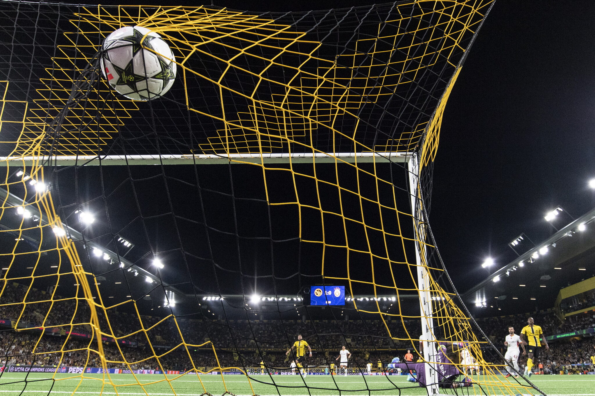 Πήρε τη ματσάρα η Γιουνγκ Μπόις, «καθάρισαν» Σπάρτα Πράγας και Ζάλτσμπουργκ