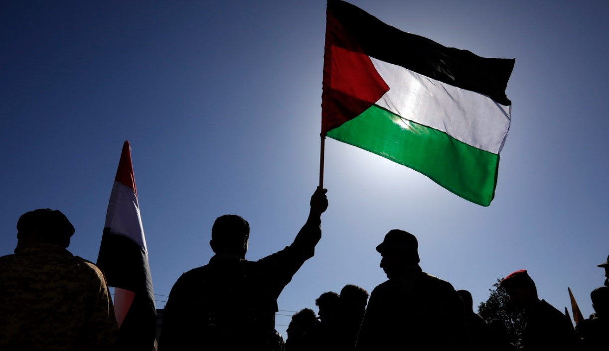 Οι Χούθι απειλούν εκ νέου να επιτεθούν στο Ισραήλ