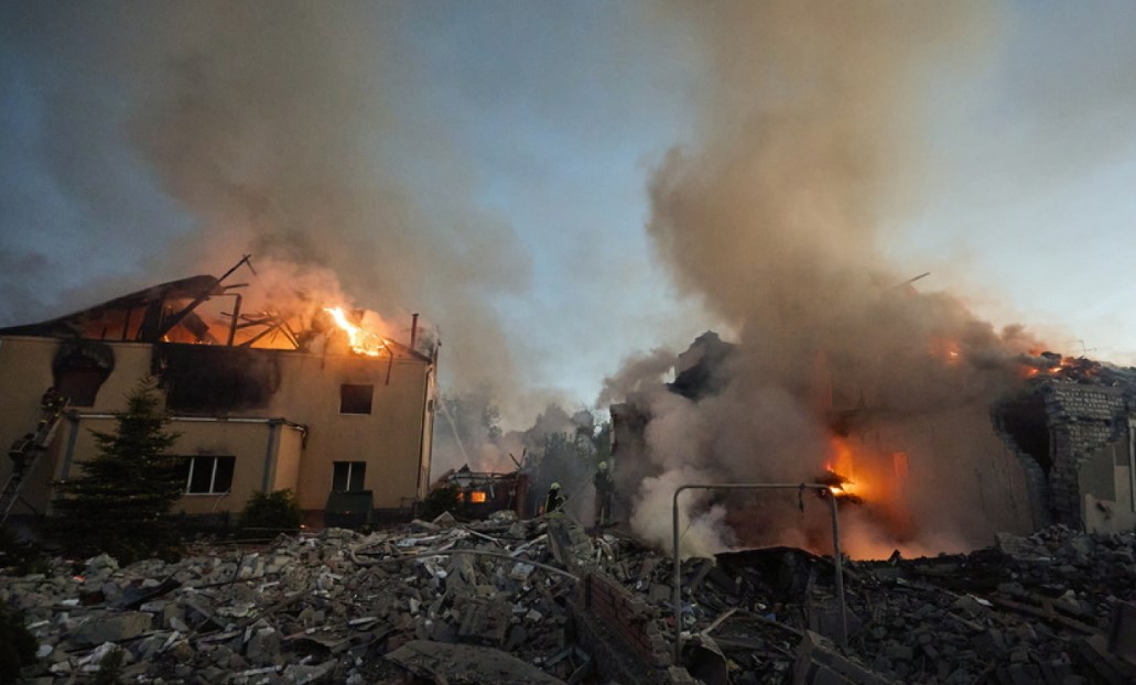 Με εκρήξεις ξημέρωσε το Κίεβο