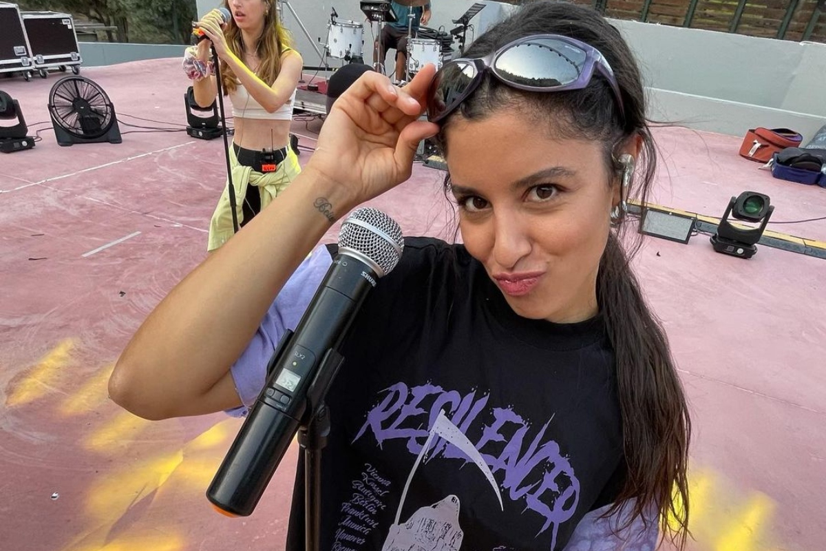 Η Σάττι ζήτησε να επιτραπεί η είσοδος σε live της σε παιδιά που δεν είχαν λεφτά