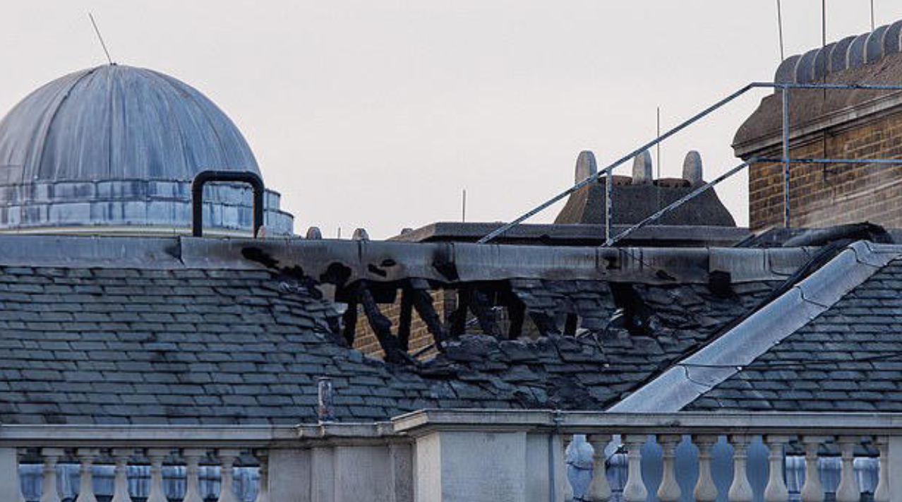 Κατασβέστηκε η πυρκαγιά στο Somerset House