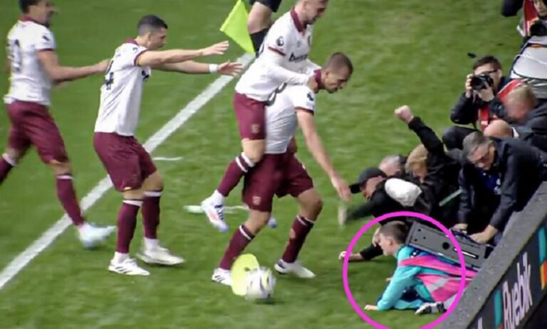 Ήρωας Σούτσεκ, έσωσε παιδάκι που καταπλακώθηκε από τη διαφημιστική πινακίδα