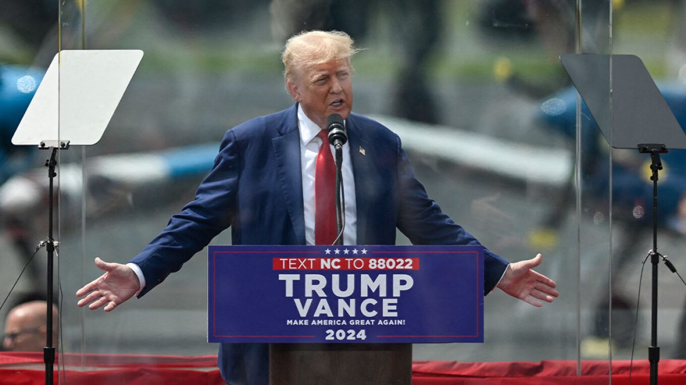 Τραμπ για Χάρις: Αν κερδίσει η «συντρόφισσα», σίγουρα θα γίνει ο Γ' Παγκόσμιος