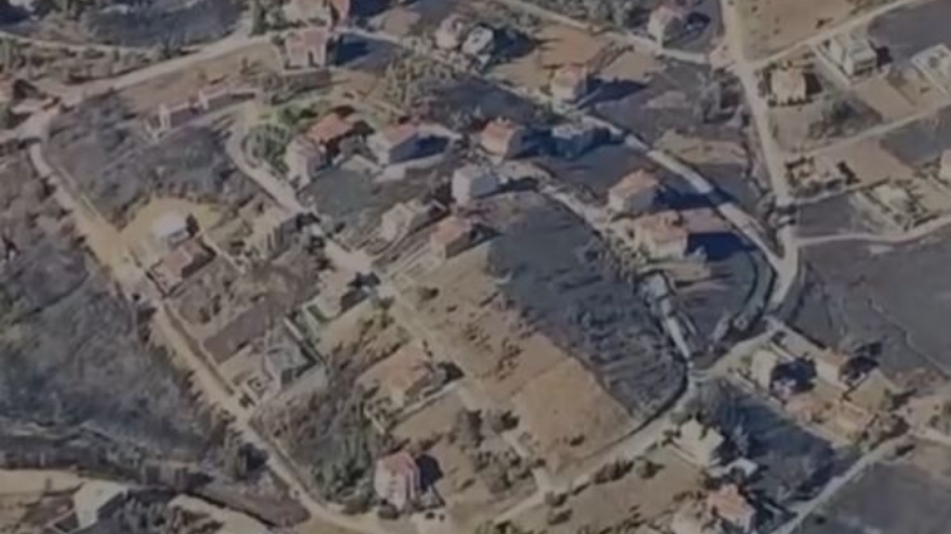 Συγκλονιστικό βίντεο από ψηλά: H καμένη γη που άφησαν πίσω οι φλόγες στην Αττική