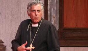 «Έχω μια επαφή με την Παναγία προσωπική, της μιλάω σαν να είναι η μάνα μου»