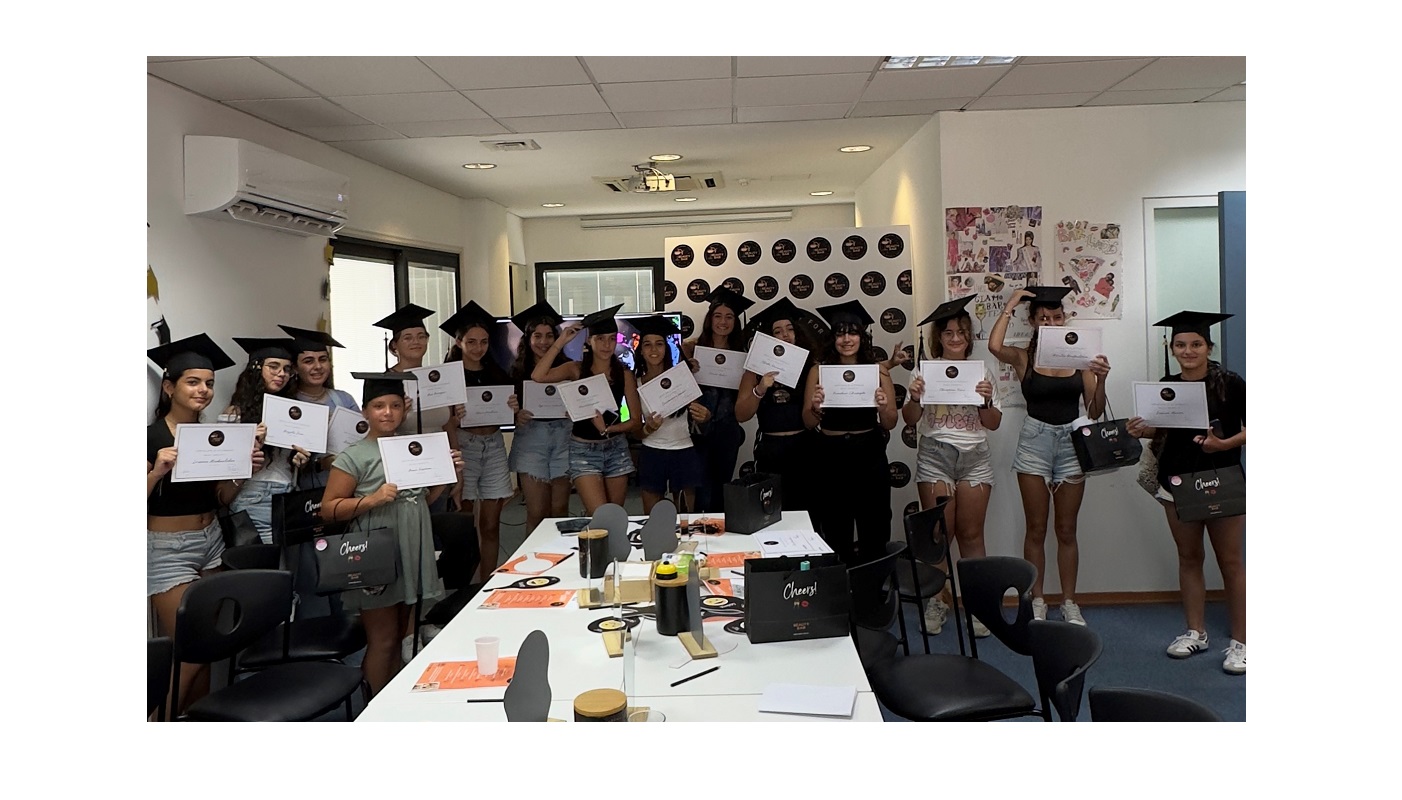 Το Πρώτο Beauty Bar Academy for Teens: Μια μοναδική εμπειρία