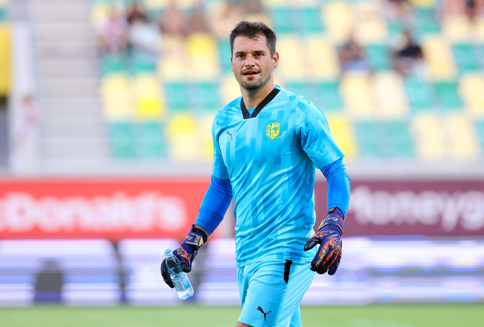 Η θέση της ΑΕΚ για τους Αλομέροβιτς, Σάντος και Σάντσες που δεν… υπολογίζονται