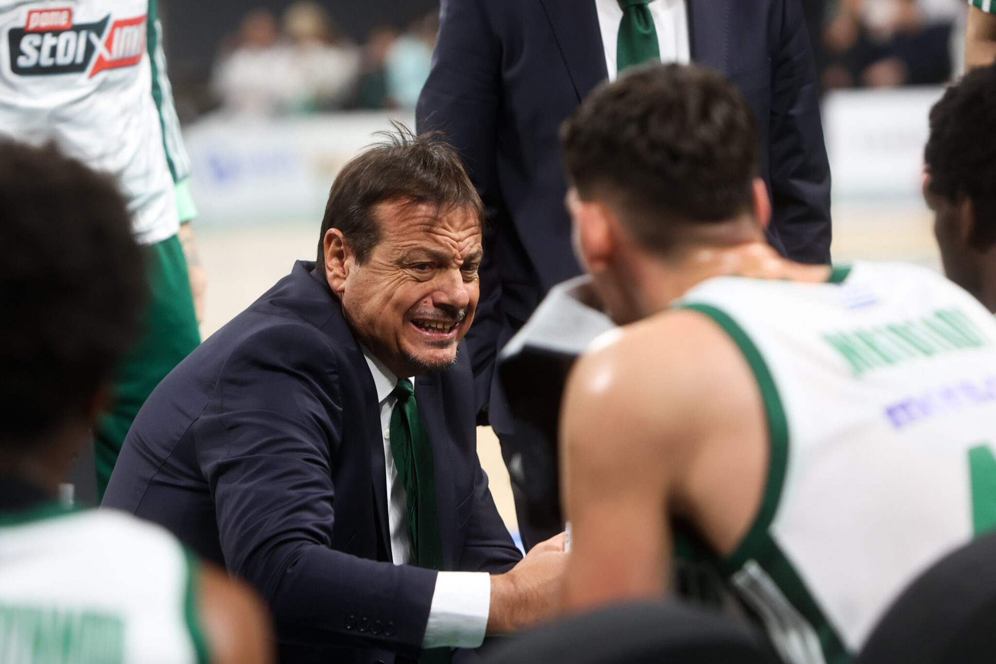 «Oμάδα και οπαδοί είμαστε μία γροθιά, δεν μπορεί να μας κουνήσει τίποτα»