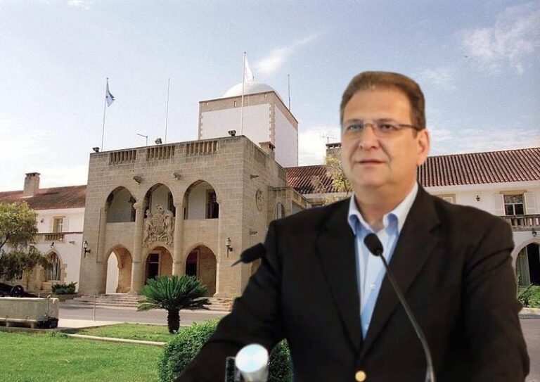 «Γιατί έξω από το Προεδρικό;»: Απορεί η Κυβέρνηση για τη διαμαρτυρία ΑΚΕΛ