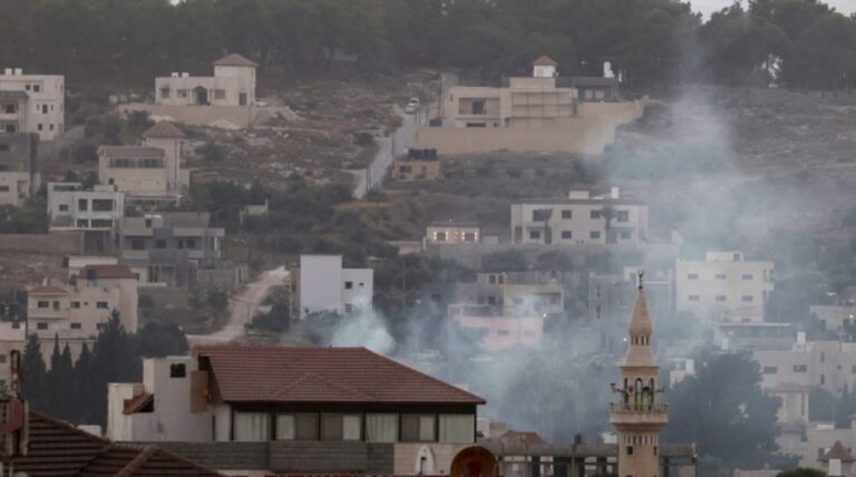 Τουλάχιστον πέντε νεκροί σε βομβαρδισμό του Ισραήλ στη Δυτική Όχθη