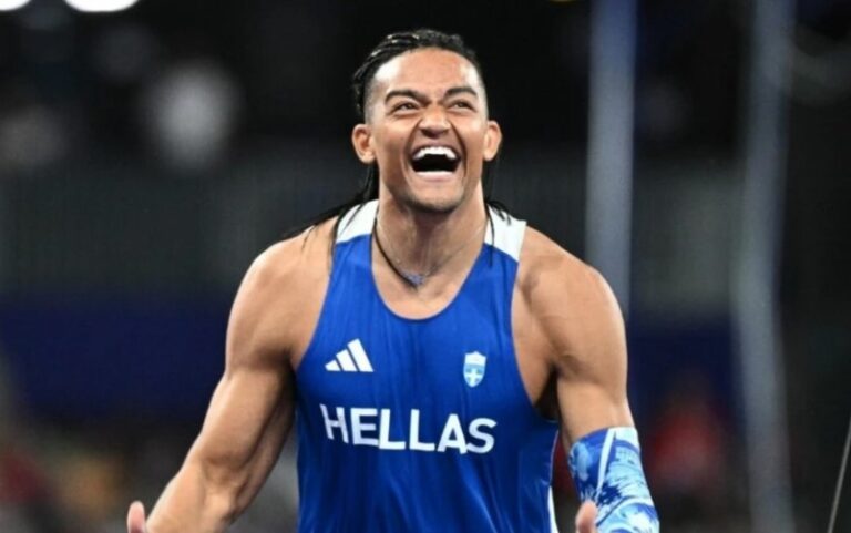 Στο εξώφυλλο του Forbes o Εμμανουήλ Καραλής – Όλες οι λεπτομέρειες