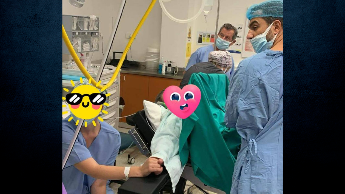 Στιγμές οικογενειακής συγκίνησης: Γιαγιά στο Ηράκλειο γέννησε το εγγόνι της