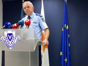 Οι επιθέσεις κατά ντελιβεράδων στο επίκεντρο σύσκεψης στο Αρχηγείο Αστυνομίας