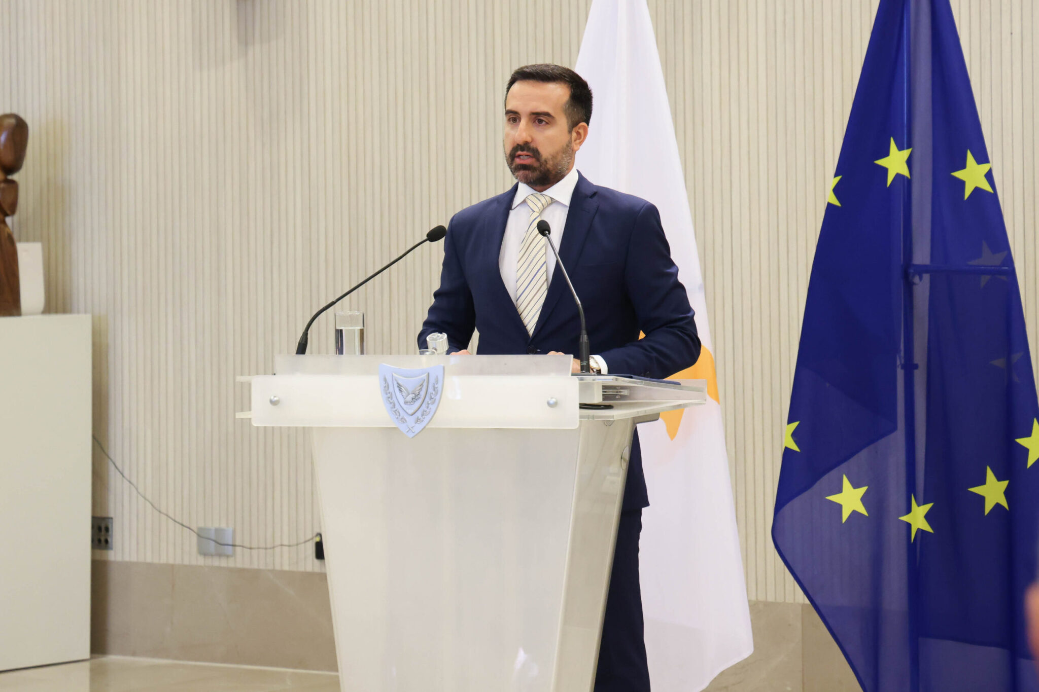 Απέρριψε ότι η Κύπρος εμπλέκεται σε pushbacks ο Υφυπουργός Μετανάστευσης