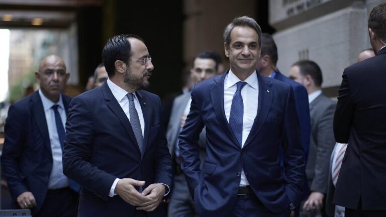 Στην Αθήνα μετά το τετ-α-τετ με Μπάιντεν ο ΠτΔ, βλέπει Μητσοτάκη την Πέμπτη