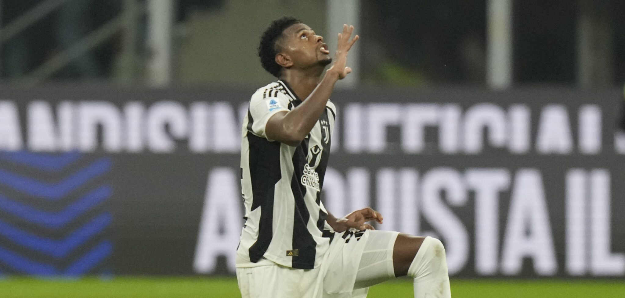 Σοκ στην Γιουβέντους: Υπέστη ρήξη χιαστού ο Χουάν Καμπάλ