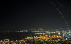 Ρεκόρ εκτοξεύσεων της Χεζμπολάχ κατά του κεντρικού και βόρειου Ισραήλ